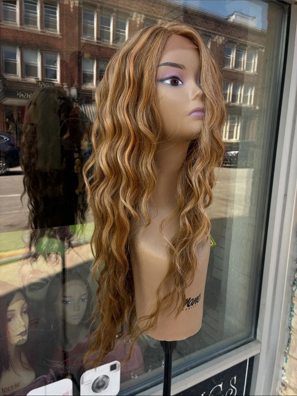Long Wavy Wig - Honey Blonde